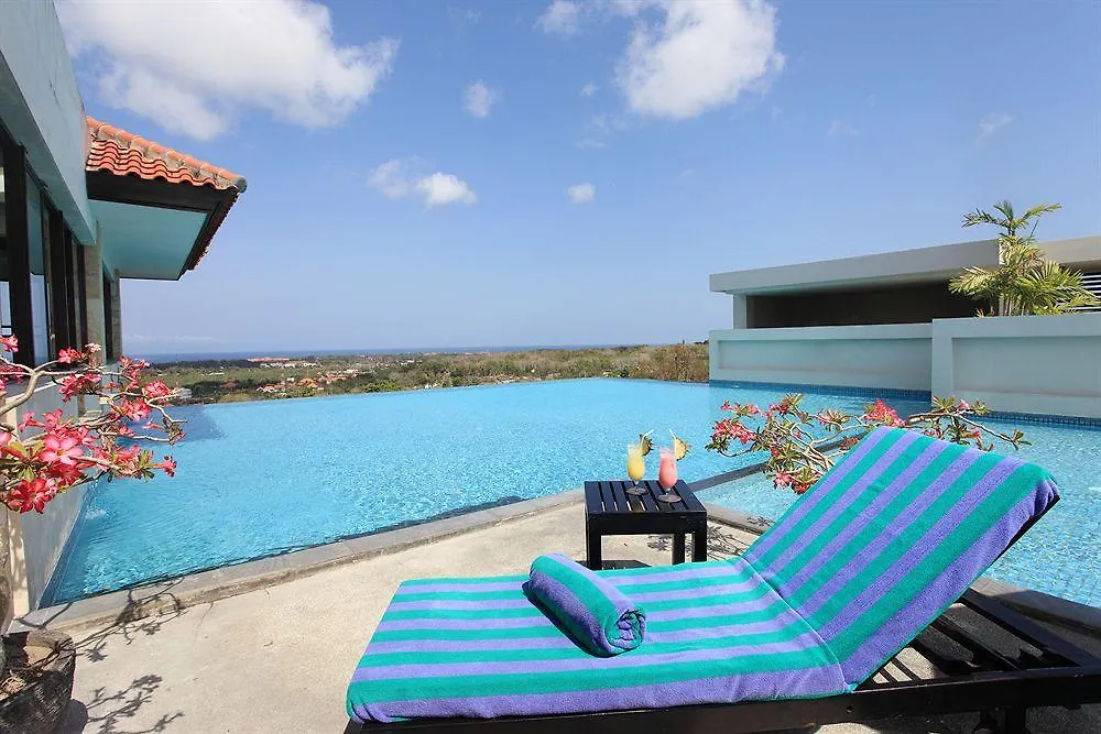 Swiss-Belhotel Bay View Villa Nusa Dua  4*, Nusa Dua (Bali)